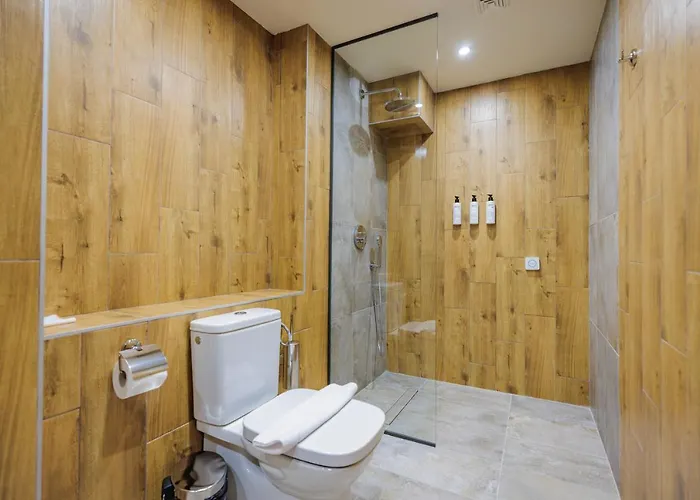 Iglika & Μπόροβετς